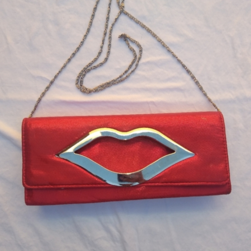 Red Lip Shaped Purse Clutch Shoulder Bag Glam Core Baddie Lovecore  Red Silver